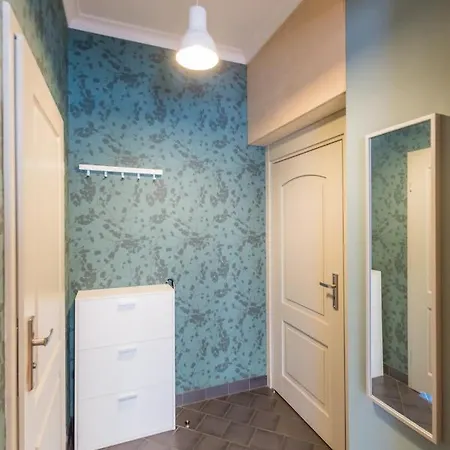 Apartment Rynek Stare Miasto 5a - Klima Netflix